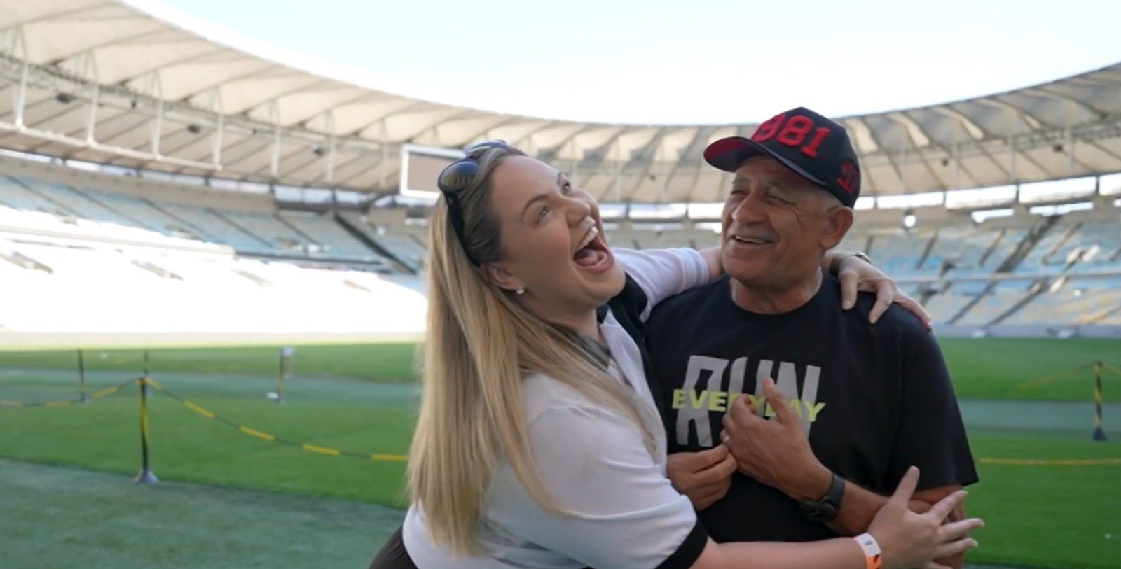 Clássico separa ex-artilheiro Nunes e a filha Lívia: cada um em uma torcida no Maracanã - Imagem do artigo