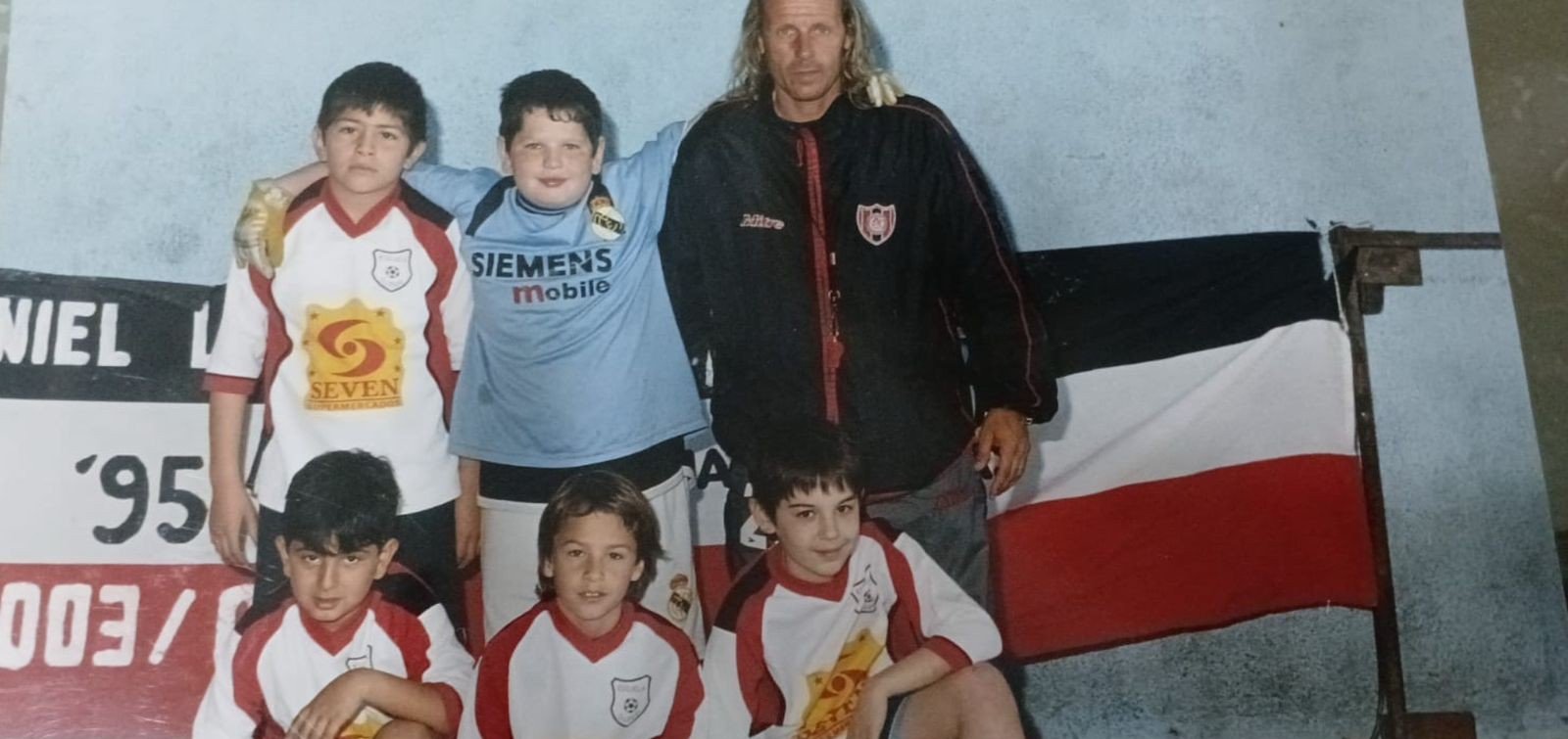 Da linha ao gol: a trajetória de Agustín Rossi até se firmar como camisa 1 do Flamengo - Imagem do artigo