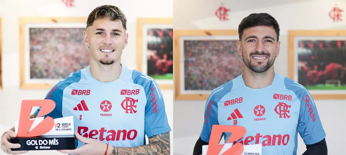 Arrascaeta e outro jogador uruguaio do Flamengo recebem prêmios do mês de setembro - Imagem do artigo