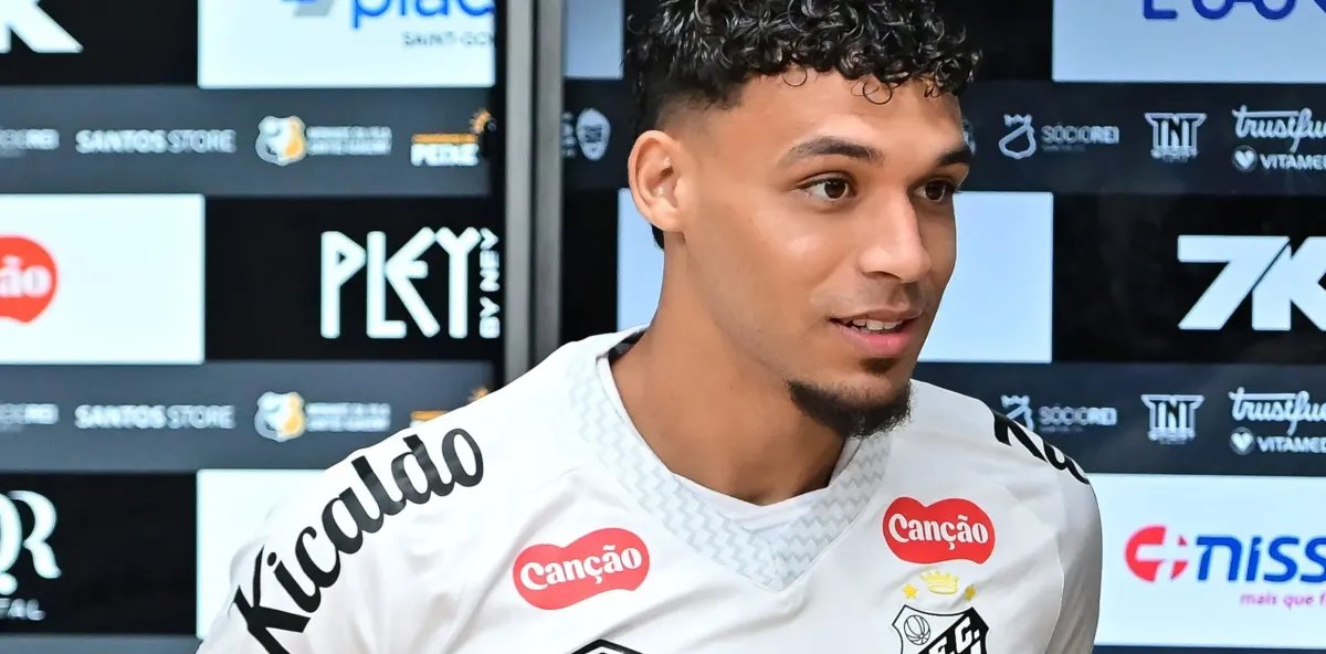 Victor Hugo participa de treino e pode reforçar o Santos no clássico com o Corinthians - Imagem do artigo