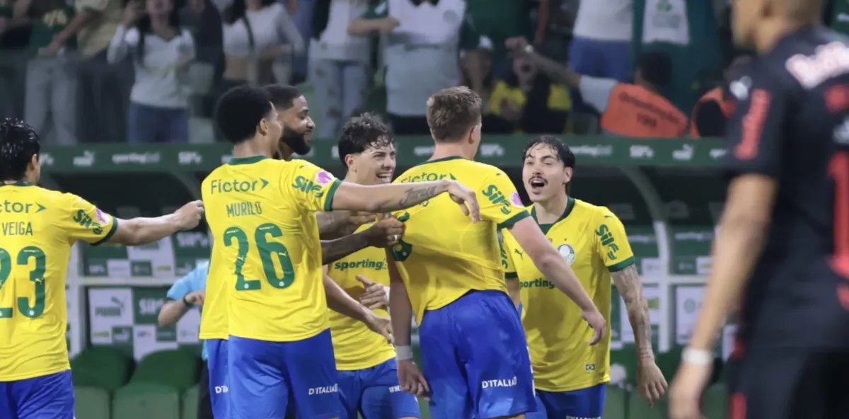 Palmeiras atropela Bragantino de virada, chega à 8ª remontada no ano e segue na ponta do Brasileirão - Imagem do artigo