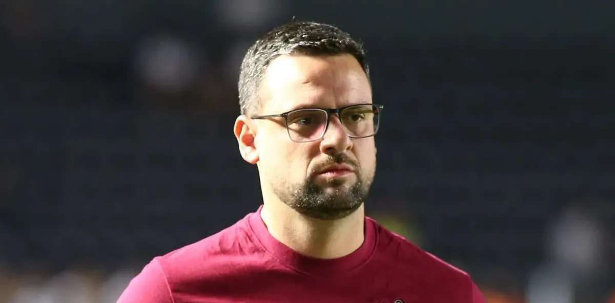 Lucas Silvestre atribui derrota do Corinthians ao Santos à falta de energia e postura em campo - Imagem do artigo