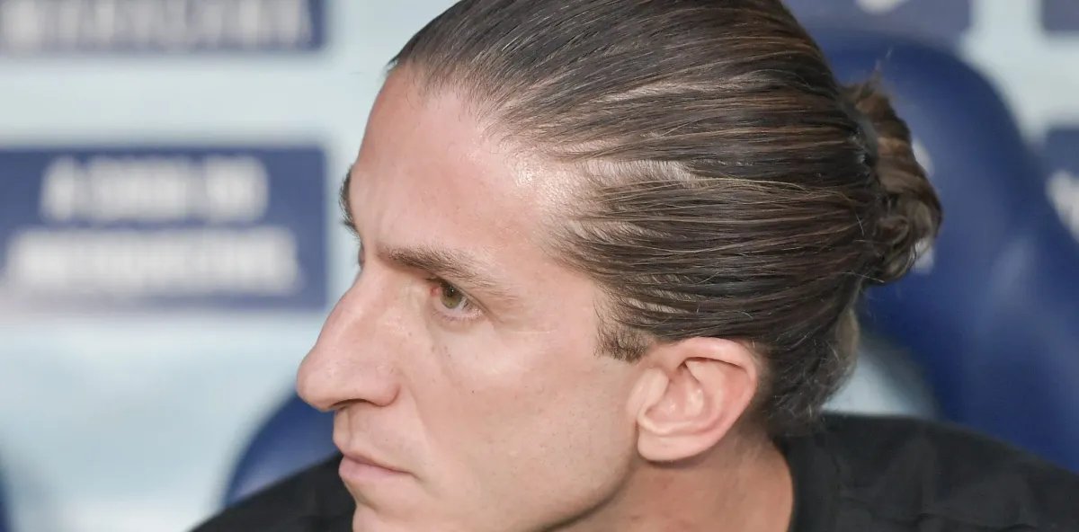 Filipe Luís critica arbitragem antes de confronto decisivo entre Flamengo e Palmeiras - Imagem do artigo