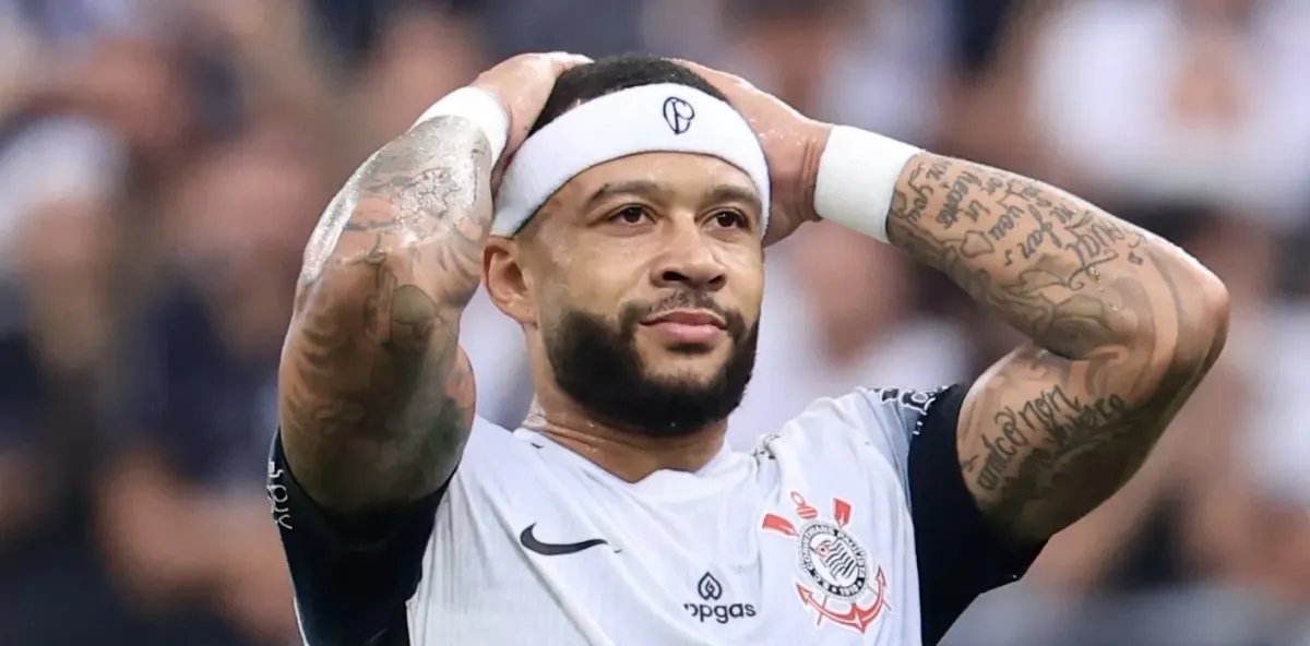 Memphis Depay lamenta revés do Corinthians para o Santos na Vila Belmiro - Imagem do artigo