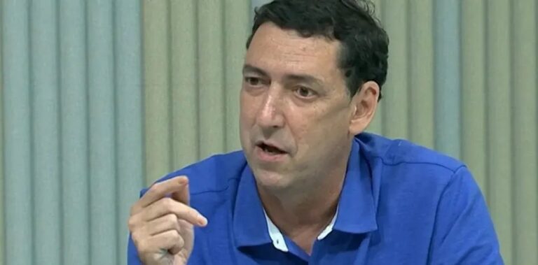 PVC vê Grêmio como favorito no duelo com o São Paulo e faz alerta a Hernán Crespo