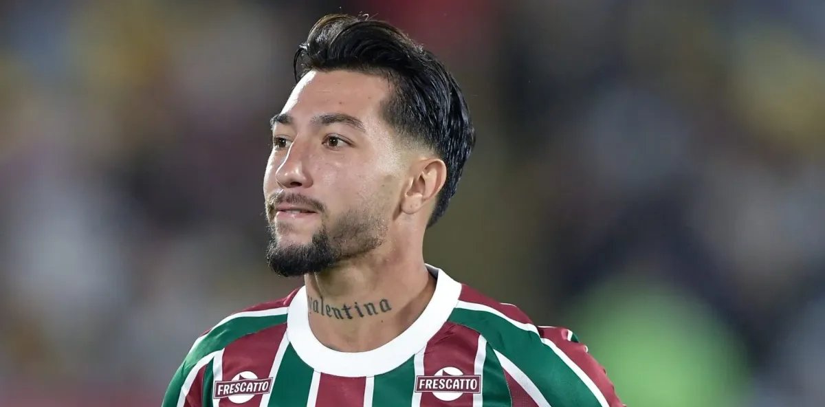 Torcida critica ausência de Lucho Acosta em vitória apertada do Fluminense sobre o Juventude - Imagem do artigo