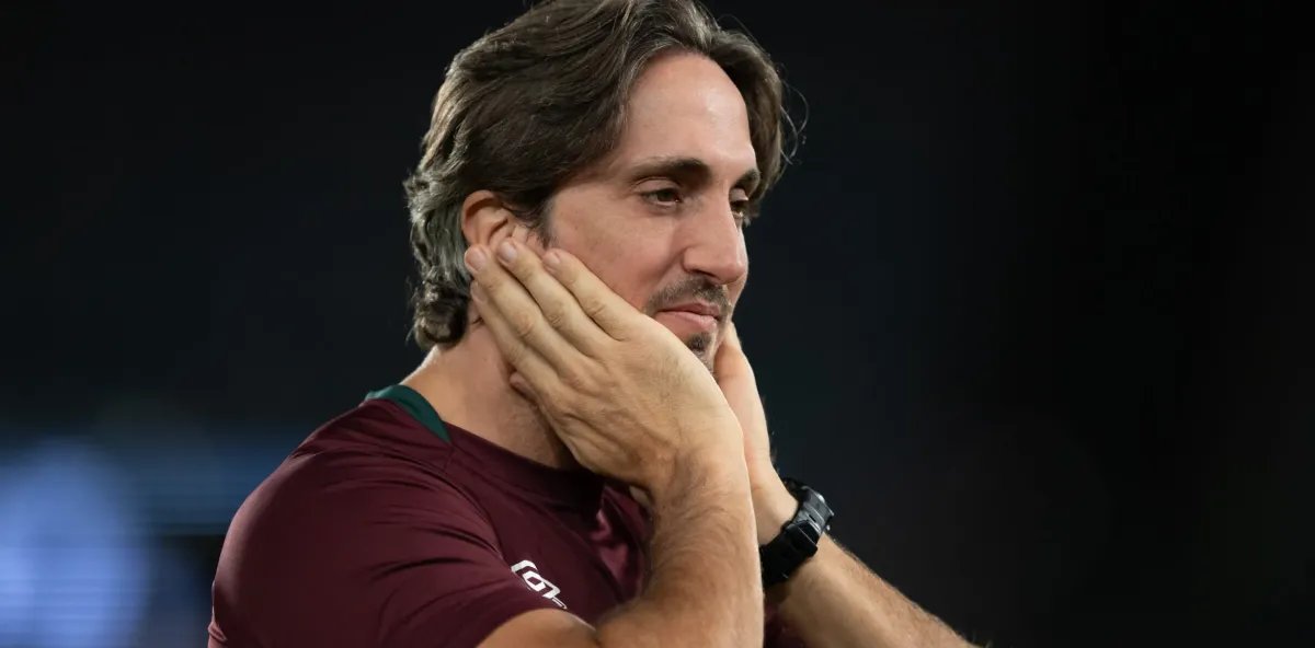 Voleio de Thiago Silva no fim garante vitória do Fluminense e ameniza críticas a Zubeldía - Imagem do artigo