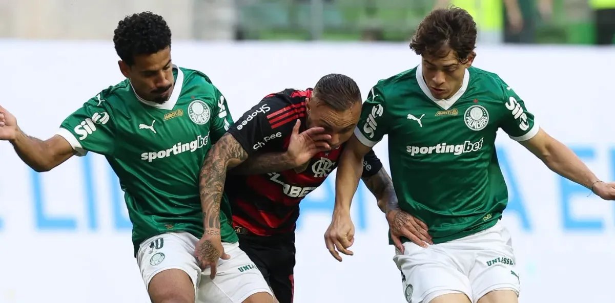 Defesa do Palmeiras sofre 77% mais gols que a do Flamengo no Brasileirão 2025 - Imagem do artigo