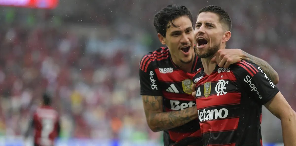 Flamengo amplia vantagem sobre o Palmeiras na década após vitória no Brasileirão - Imagem do artigo
