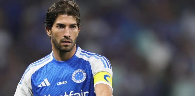 Cruzeiro sustenta 2,8% de chance de título e fica perto de vaga na Libertadores