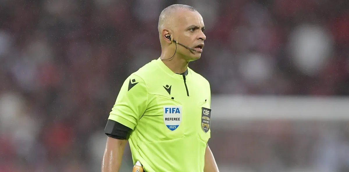 Balanço do VAR até a 29ª rodada do Brasileirão 2025 mostra Internacional no topo dos beneficiados e Sport como maior prejudicado - Imagem do artigo