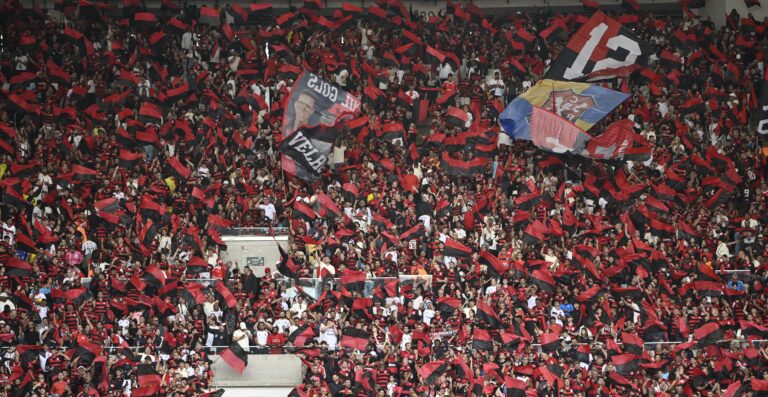 Fortaleza libera quase 10 mil ingressos a R$ 250 para torcida do Flamengo no Castelão