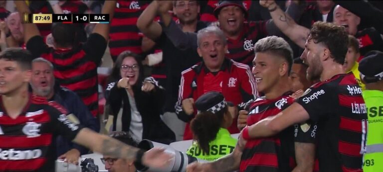 Flamengo vence Racing por 1 a 0 no Maracanã e abre vantagem na semifinal da Libertadores