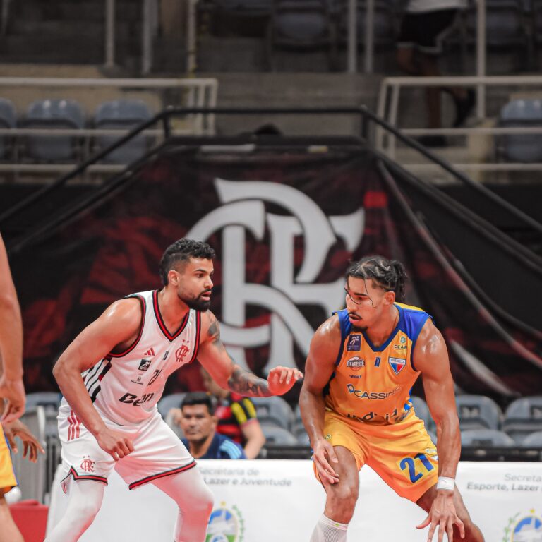 Flamengo supera Fortaleza por 102 a 73 e segue invicto no início do NBB