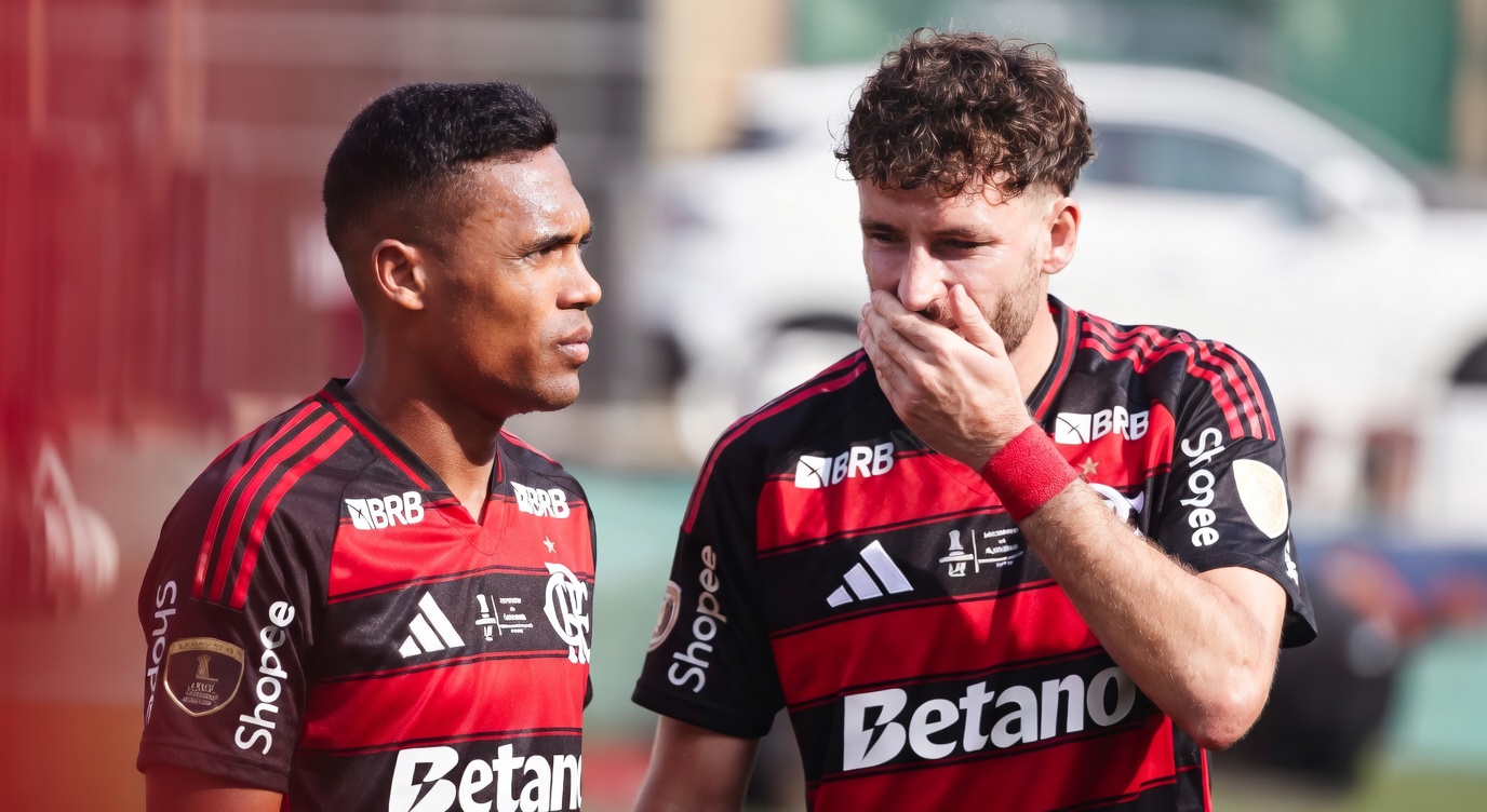 Alex Sandro avalia futuro no Flamengo e cogita novos rumos