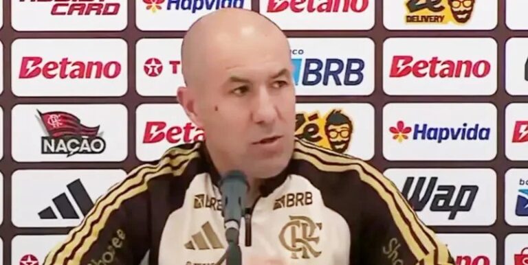 Leonardo Jardim critica postura estática do Flamengo e refuta desgaste físico após revés para o Bragantino