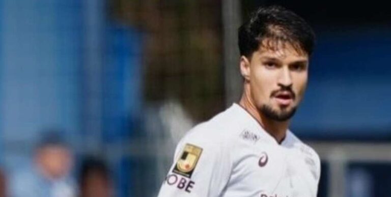 Thuler descarta saída do Vissel Kobe após sondagem do Vitória