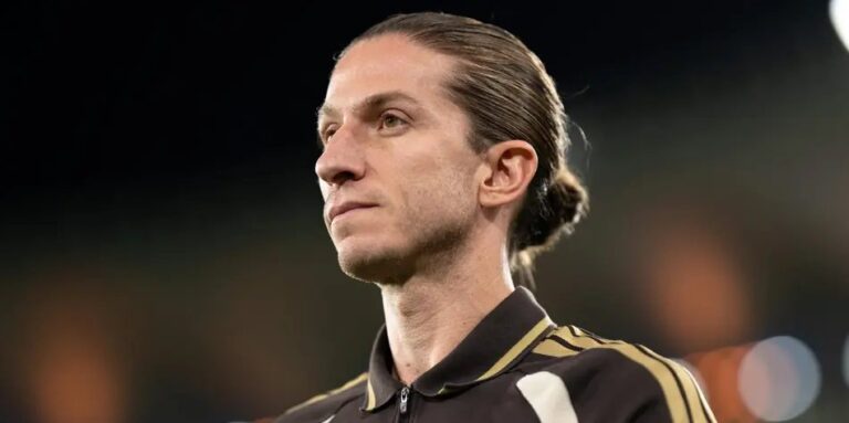 Filipe Luís conta que quase chorou na primeira semana como técnico do Flamengo