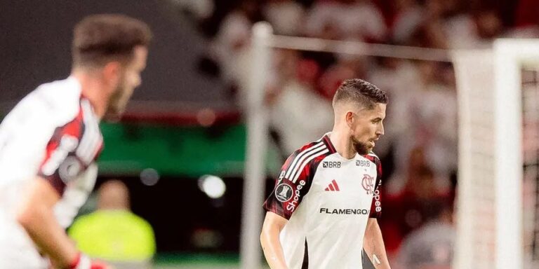 Flamengo atualiza quadro médico: Jorginho segue sem previsão e Saúl inicia fase final de recuperação