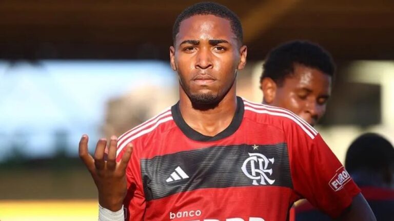 Pisa decide não comprar Lorran, que retornará ao Flamengo em junho