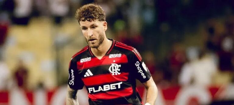 Zico e Petkovic cobram Léo Pereira por mais treinos de falta no Flamengo