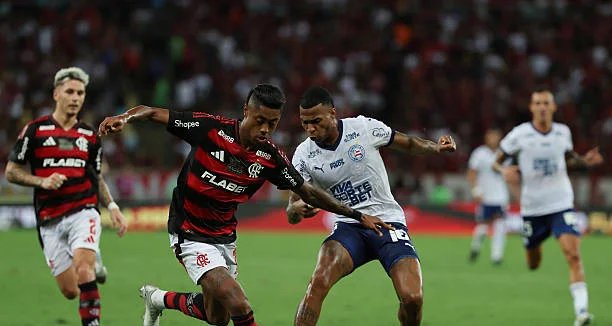 Flamengo recebe o Bahia neste Domingo pelo Brasileirão; veja horário, onde assistir e prováveis escalações