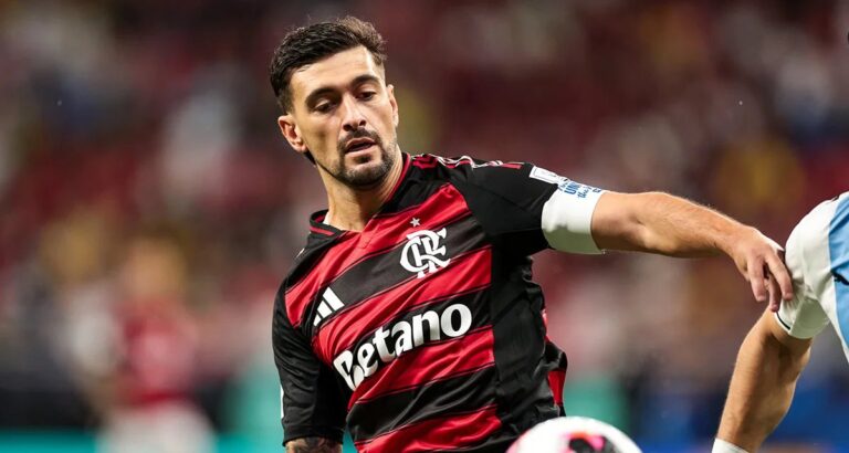Flamengo controla minutagem de Arrascaeta e meia deve ser titular contra o Atlético-MG
