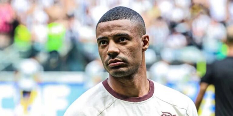 Flamengo preserva De la Cruz e meia não viaja para enfrentar o Atlético-MG