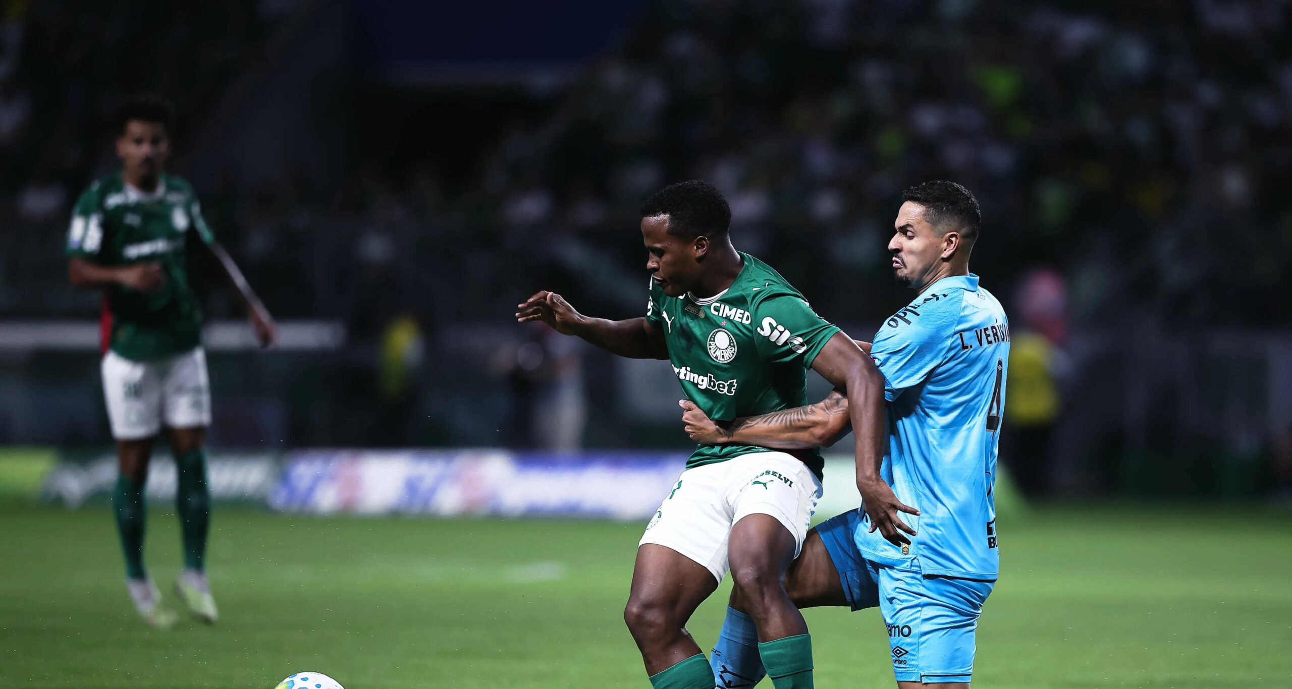 PC Oliveira afirma que gol de Rollheiser diante do Palmeiras foi validado corretamente - Imagem do artigo original