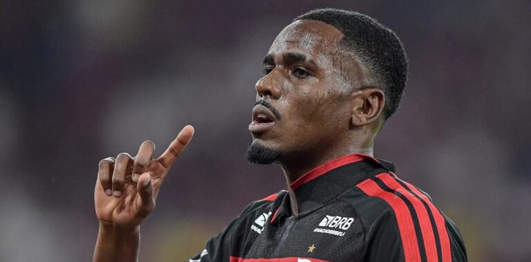 Everton Araújo descreve cobrança no vestiário após empate do Flamengo com o Vasco