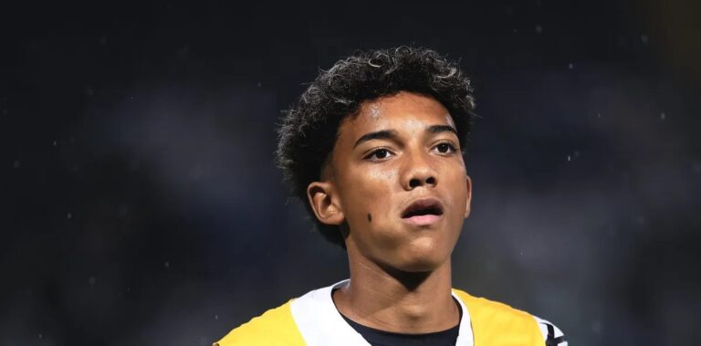 Santos abre sindicância após conflito entre Neymar e Robinho Jr; defesa do jovem faz quatro exigências