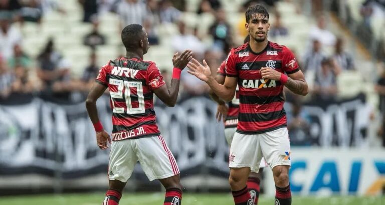 Felipe Vizeu revela desejo de retornar ao Flamengo e reencontrar Paquetá e Vinícius Júnior
