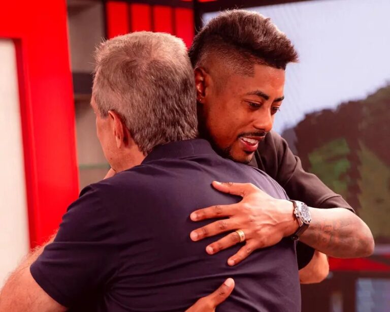 Flamengo instalará busto de Bruno Henrique na sede da Gávea