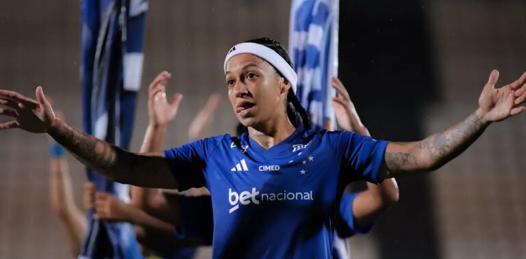 Cruzeiro encara América-MG na Arena do Jacaré em busca de retorno ao G8 do Brasileirão Feminino