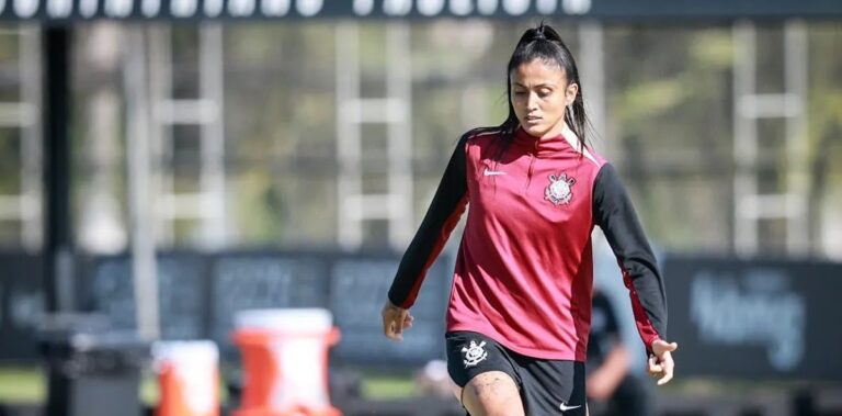 Corinthians fecha preparação e mira triunfo sobre São Paulo na estreia do Paulistão Feminino