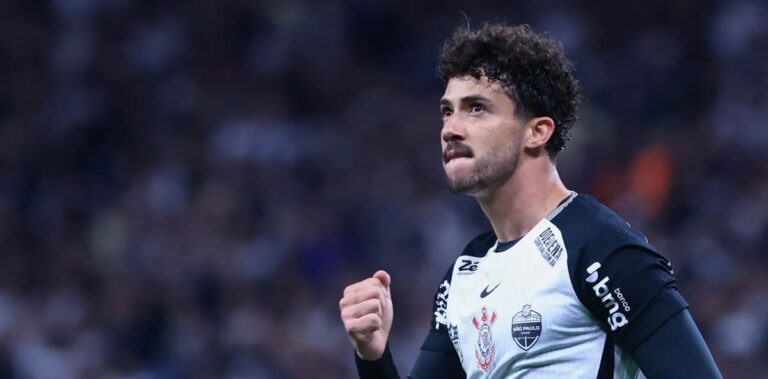 Gol nos acréscimos garante empate e marca histórica de Gustavo Henrique pelo Corinthians