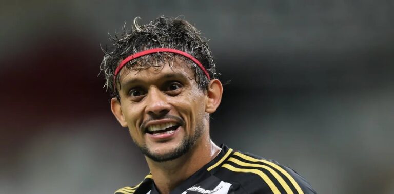 Gustavo Scarpa nega saída e indica permanência no Atlético-MG