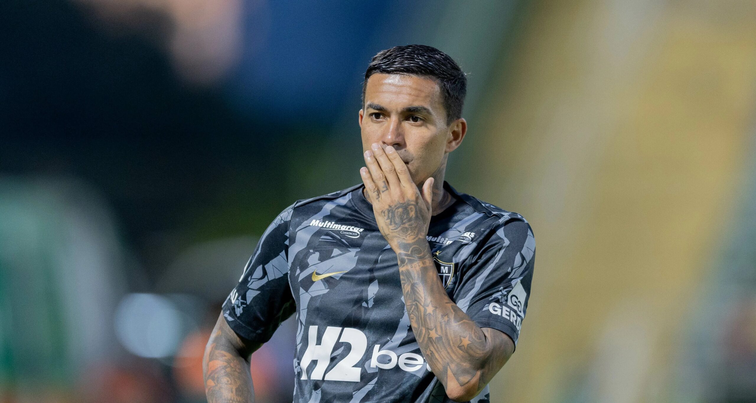 Um ano após deixar o Cruzeiro, Dudu encara ainda menos espaço no Atlético-MG - Imagem do artigo original