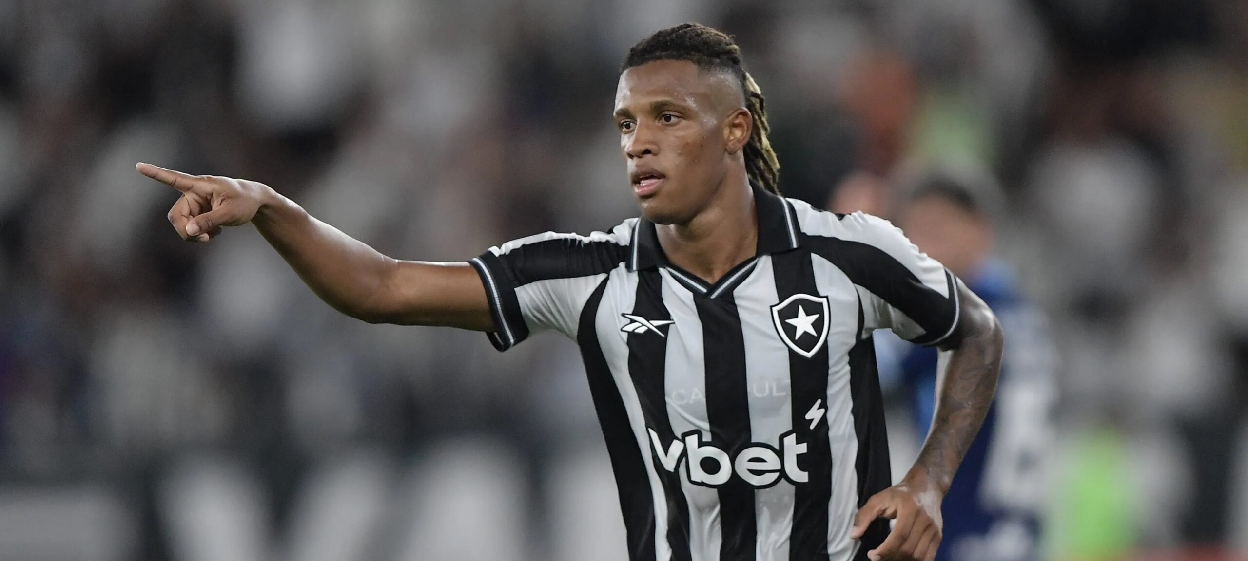 Arsenal intensifica negociações por Danilo, do Botafogo, e preço pode atingir € 45 milhões - Imagem do artigo original