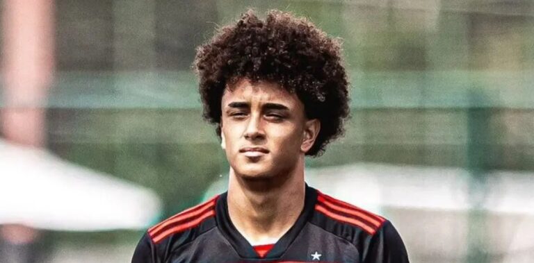 Flamengo acerta venda de Ryan Roberto ao Lille por 10 milhões de euros