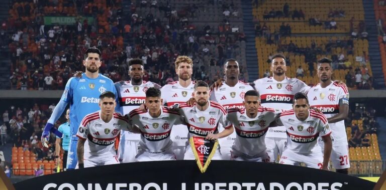 Medellín se desculpa com torcida do Flamengo após caos que cancelou jogo da Libertadores