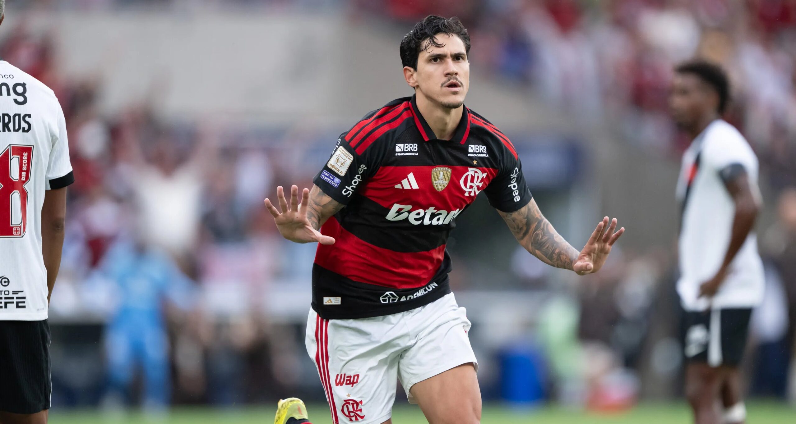 Flamengo leva melhor ataque à Arena para encarar defesa menos vazada do Brasileirão - Imagem do artigo original