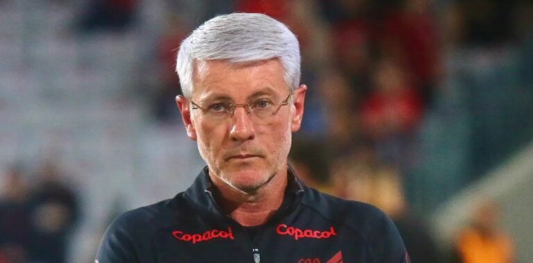 Athletico perde Kevin Viveros e laterais titulares para enfrentar o Vasco em São Januário