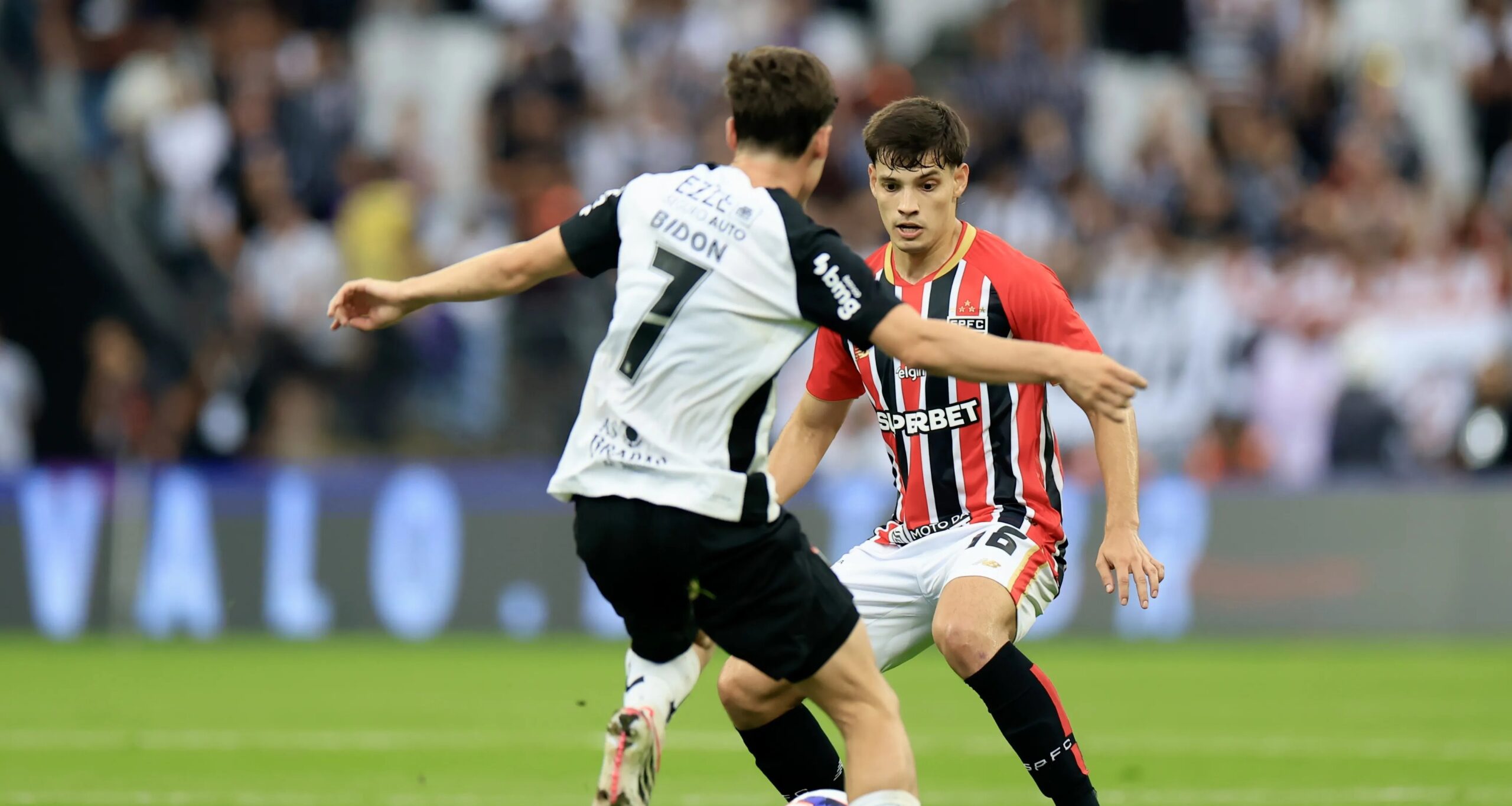 Breno Bidon destaca apoio da torcida antes de clássico entre Corinthians e São Paulo - Imagem do artigo original