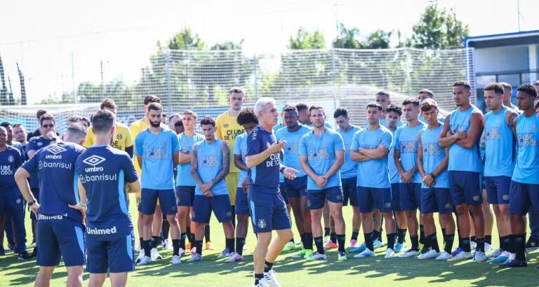 Leonardo Jardim destaca talento de Gabriel Mec às vésperas de Grêmio x Flamengo