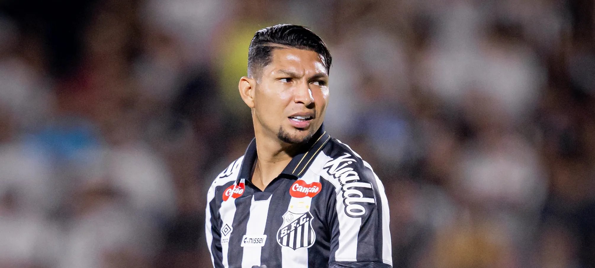 Athletico-PR abre negociação para repatriar Rony, hoje reserva no Santos - Imagem do artigo original
