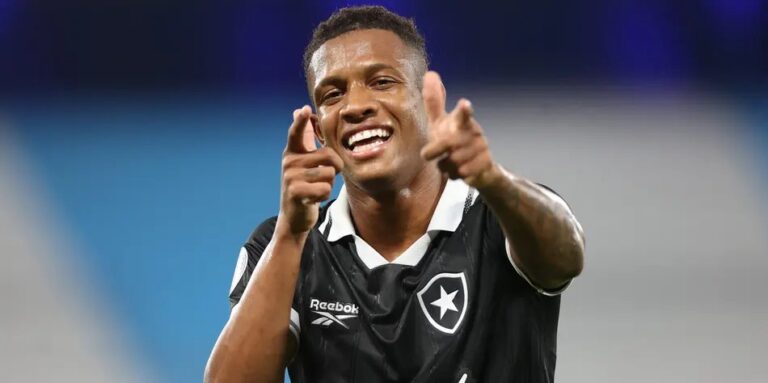 Flamengo monitora Danilo após volante pedir para não atuar e manter mercado aberto