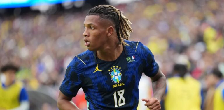 Convocação de Danilo eleva Botafogo a 48 representantes em Copas do Mundo