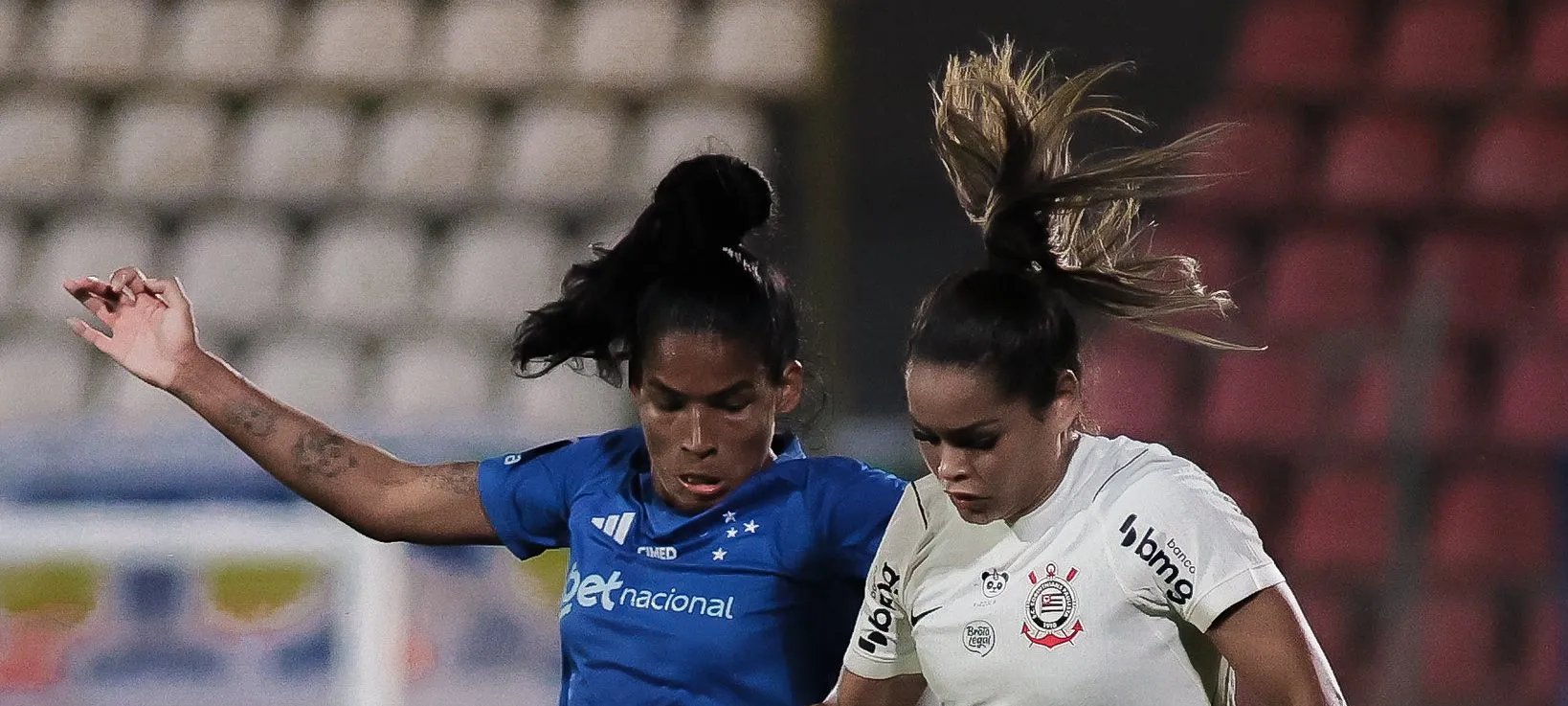 Cruzeiro supera Corinthians por 3 a 2 e encurta distância para o G4 do Brasileirão Feminino - Imagem do artigo original