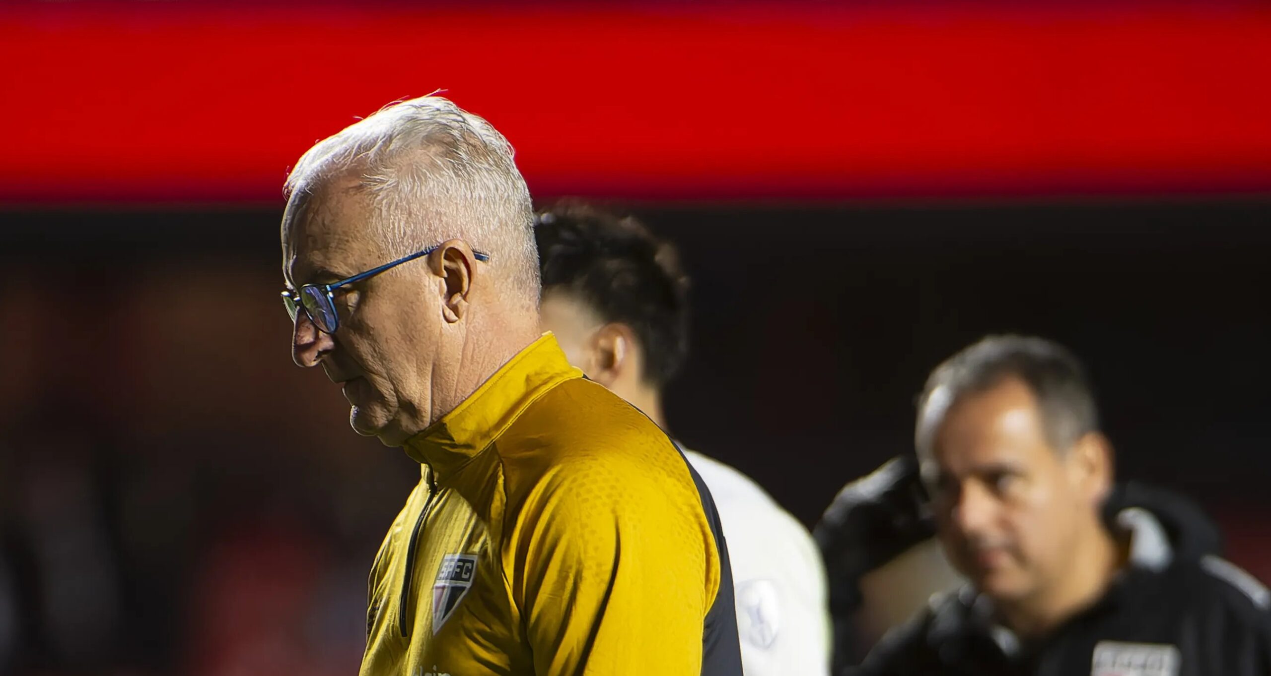 Dorival Jr. aponta falta de capricho ofensivo e cobra equilíbrio após empate do São Paulo com Millonarios - Imagem do artigo original